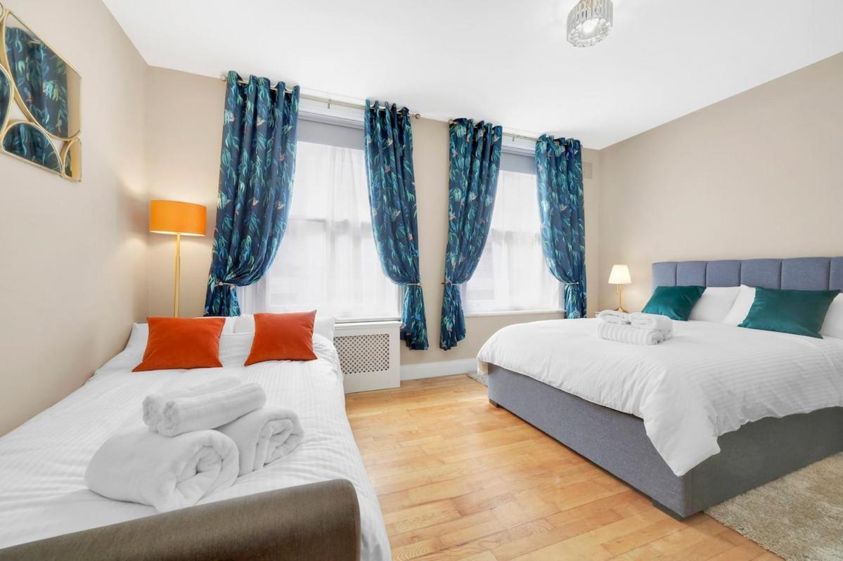 Soho - Sleeps 6 - Amazing Location * Londra